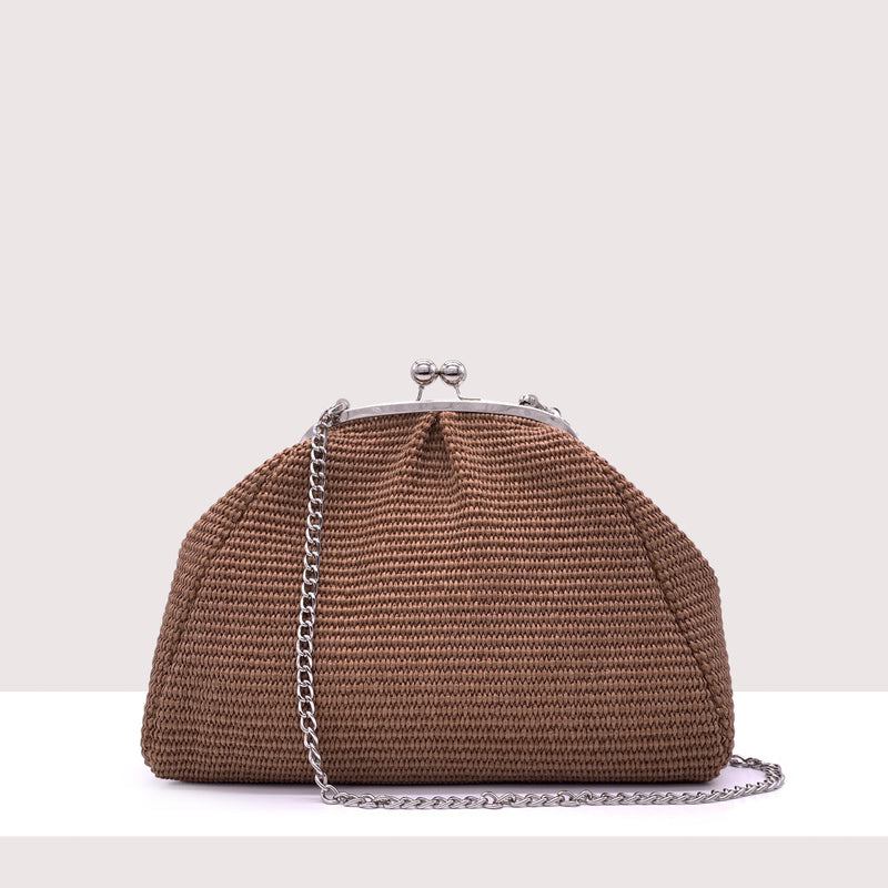 BRASILIA - Clutch in rafia intrecciata a mano