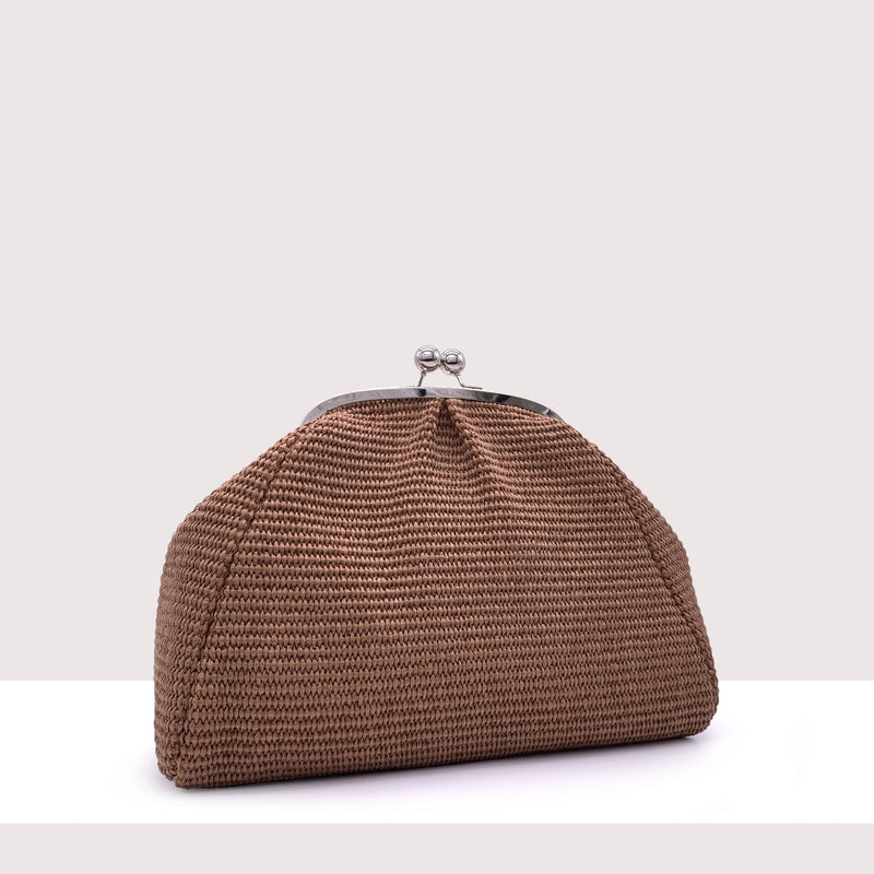 BRASILIA - Clutch in rafia intrecciata a mano